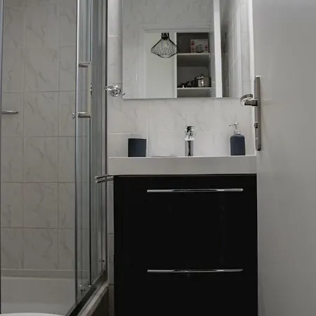 Bright With Mezzanine + Parking Apartment